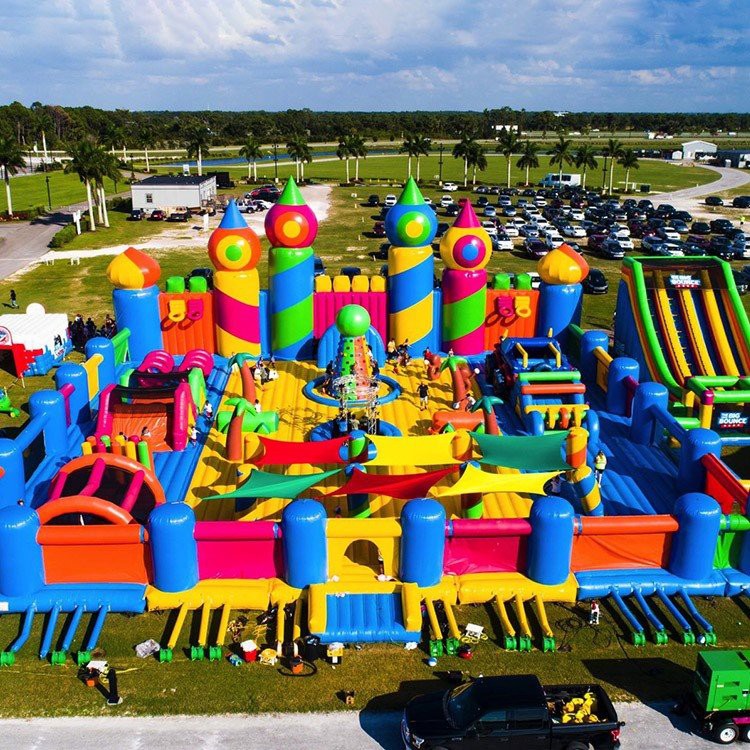 Giant Inflatable Theme Park Playground For Adult And Kids